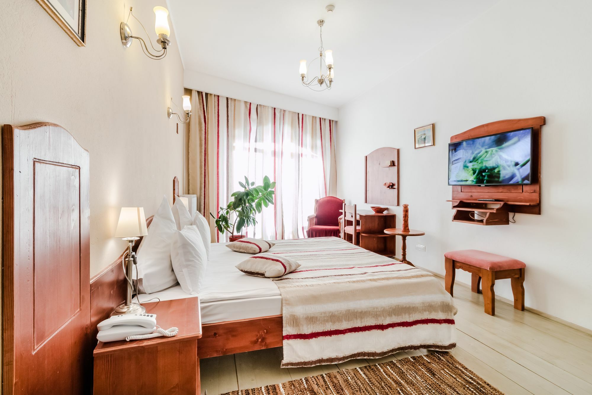 Ezio Casa Hotel Timişu de Jos Exterior foto